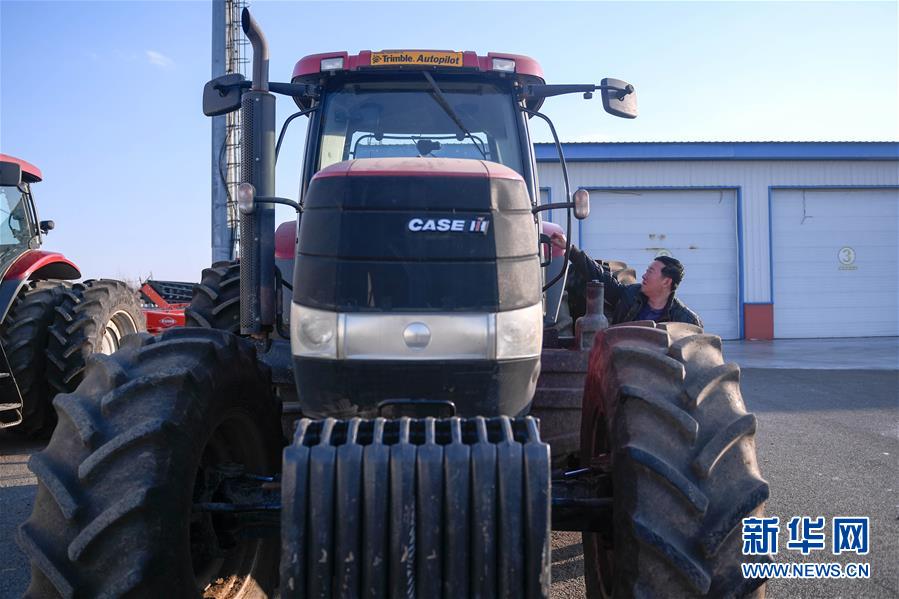 （在習(xí)近平新時(shí)代中國(guó)特色社會(huì)主義思想指引下&mdash;&mdash;新時(shí)代新作為新篇章&middot;習(xí)近平總書記關(guān)切事&middot;圖文互動(dòng)）（4）為黑土加&ldquo;油&rdquo;&mdash;&mdash;&ldquo;耕地中的大熊貓&rdquo;，我們這樣保護(hù)