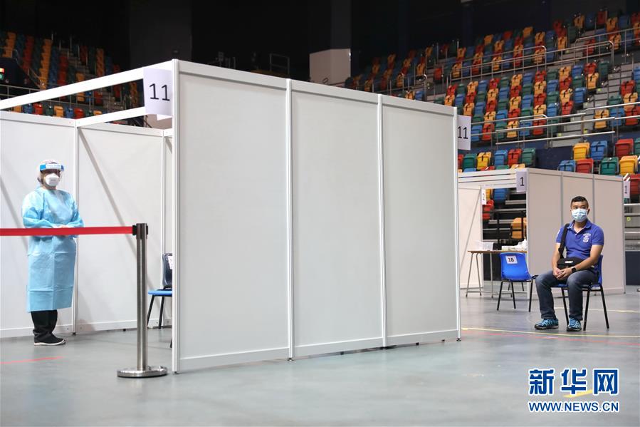 （圖文互動(dòng)）（3）特寫：新冠病毒普檢首日，香港市民踴躍參與