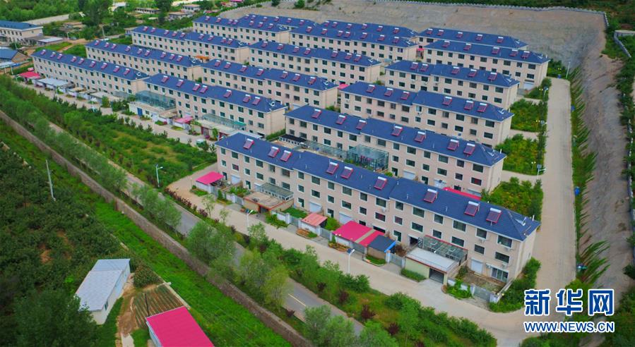 （新華全媒頭條&middot;走向我們的小康生活&middot;圖文互動(dòng)）（12）長(zhǎng)城腳下，小康村串成&ldquo;珍珠鏈&rdquo;