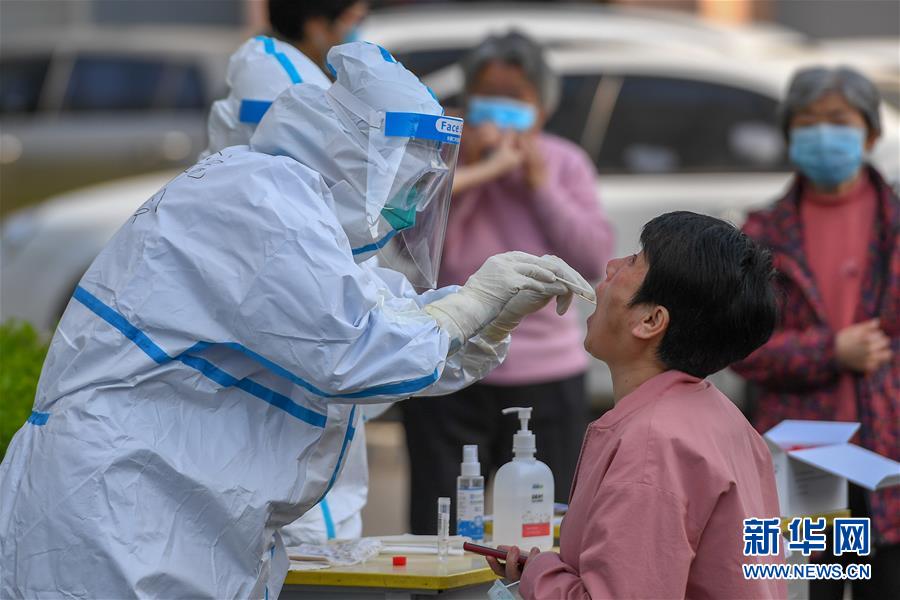 （新華全媒頭條·兩會精神看落實·圖文互動）（5）整體謀劃、系統(tǒng)升級、全面提升——落實全國兩會精神織牢織密公共衛(wèi)生防護網(wǎng)