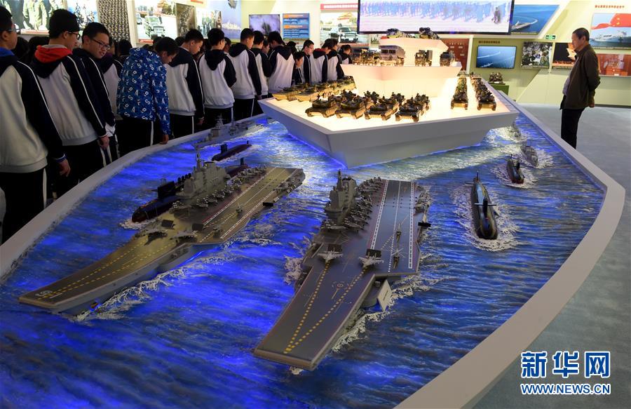 （新華全媒頭條&middot;圖文互動）（5）從歷史中汲取繼續(xù)前進的力量&mdash;&mdash;習(xí)近平總書記參觀慶祝改革開放40周年大型展覽側(cè)記