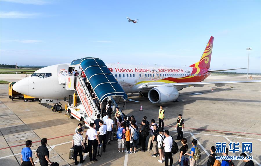 （在習(xí)近平新時(shí)代中國(guó)特色社會(huì)主義思想指引下&mdash;&mdash;新時(shí)代新作為新篇章&middot;總書記關(guān)切開放事&middot;圖文互動(dòng)）（1）開放的故事講不完&mdash;&mdash;海南開放再&ldquo;提速&rdquo;