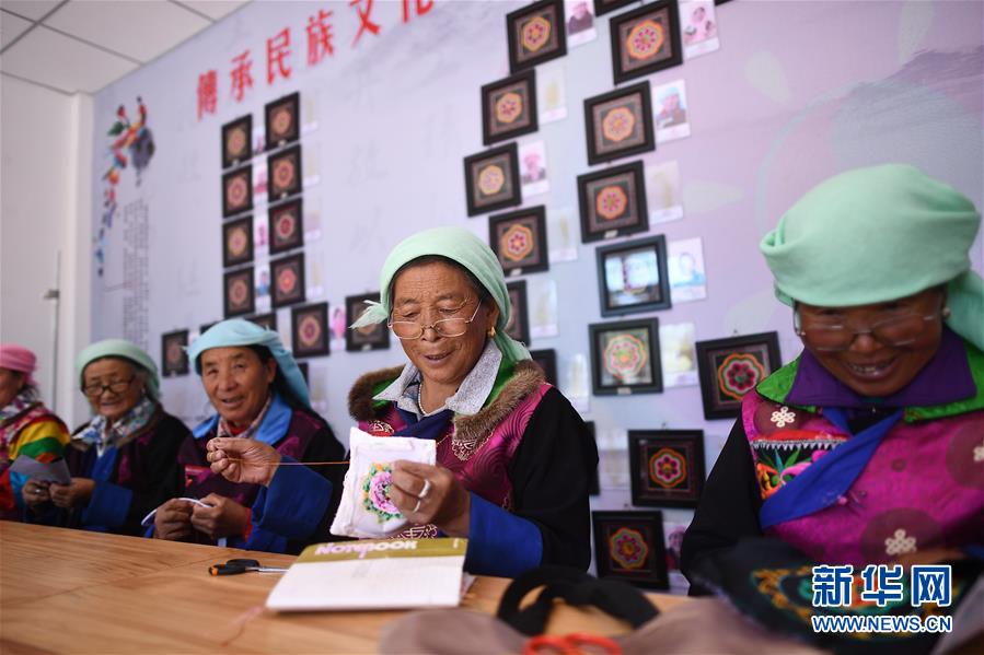 (習近平的小康故事·新華網(wǎng)·圖文互動)(1) “讓全體人民住有所居”——習近平和百姓安居的故事