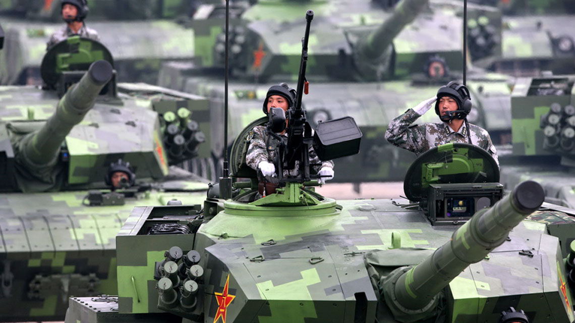 威風(fēng)凜凜！歷屆閱兵中的中國(guó)坦克兵