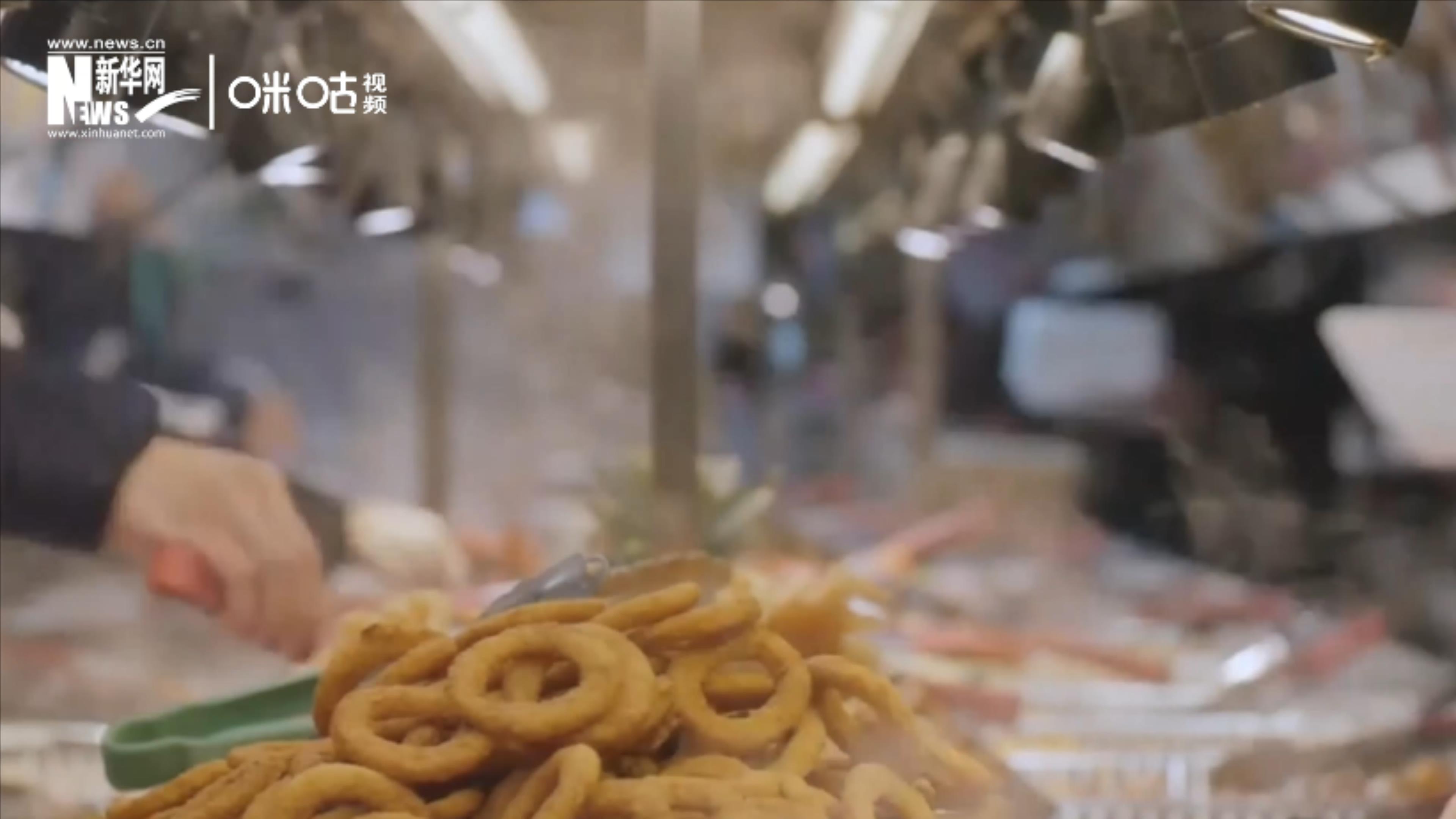成噸的糧食遭到損失或浪費(fèi)，同時也有很多人正在挨餓