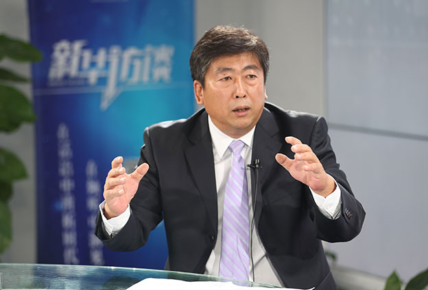 最根本的就是錢從哪里來、人往哪里去。