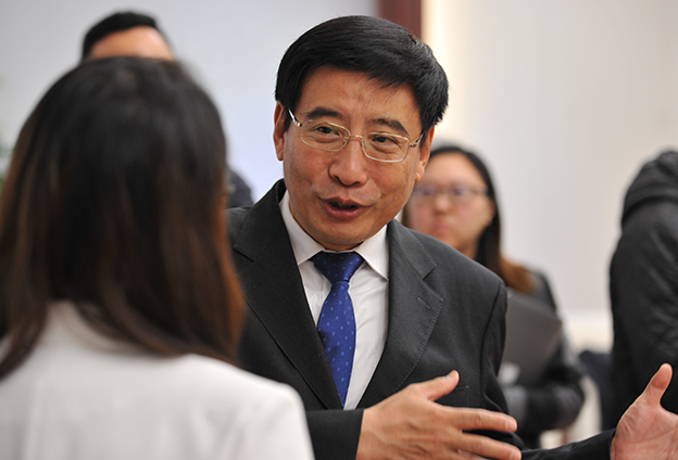 進一步打破電信、軍工領域民營企業(yè)準入障礙