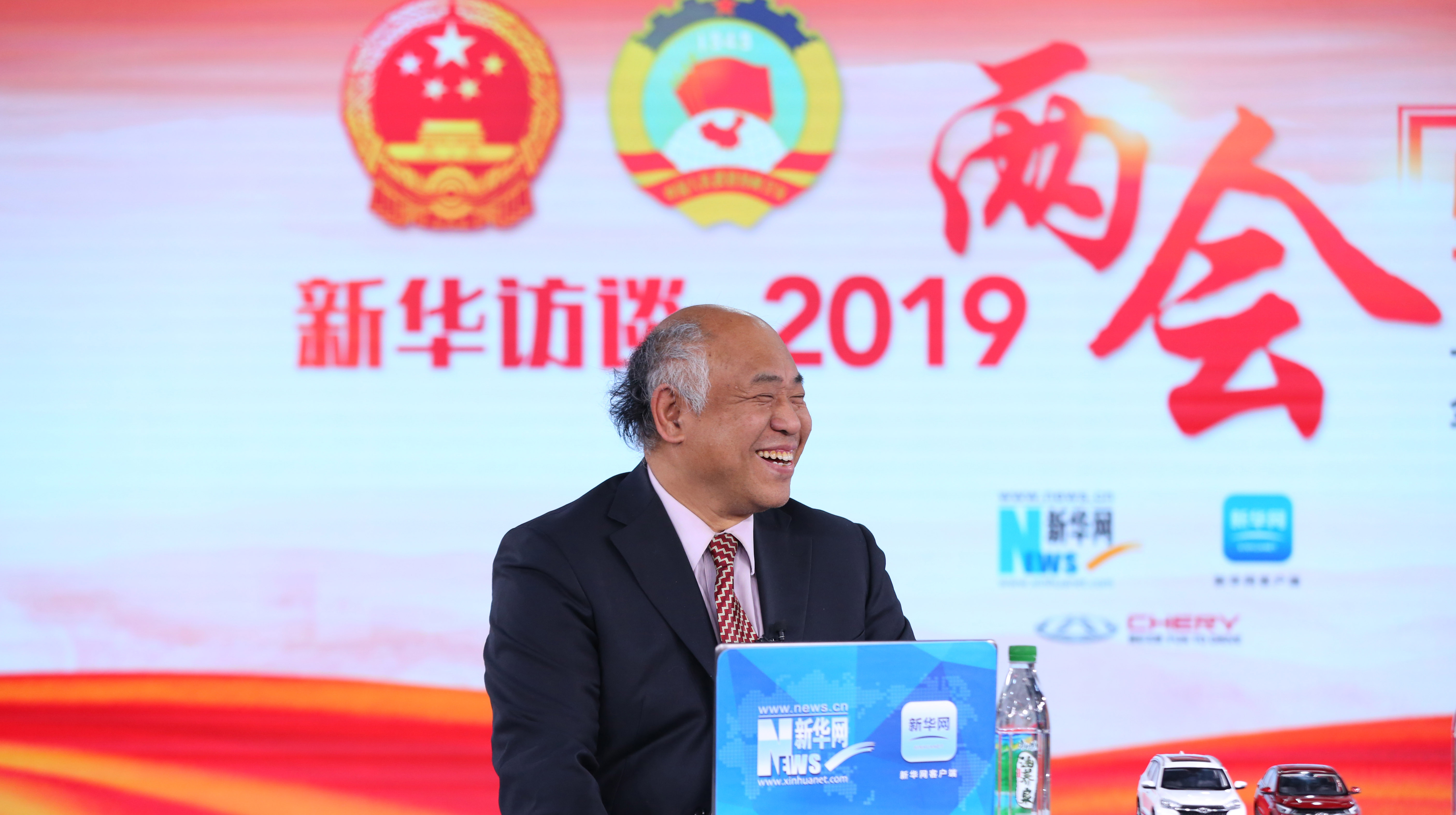 楊宜勇：宏觀調(diào)控首次將就業(yè)與財政、貨幣政策工具并列