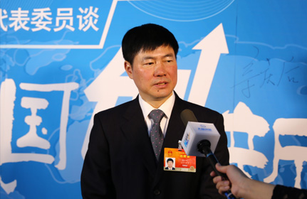 “我們要進(jìn)行自貿(mào)區(qū)的體制機制的創(chuàng)新，也就是先行先試的一些實驗。”