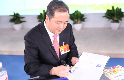 “創(chuàng)新不僅是技術(shù)創(chuàng)新、管理創(chuàng)新，還有商業(yè)模式的創(chuàng)新。”