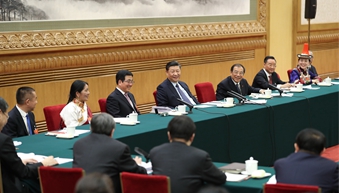 在甘肅團(tuán)，習(xí)近平響鼓重錘