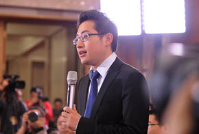 經(jīng)濟(jì)日報、中國經(jīng)濟(jì)網(wǎng)記者提問