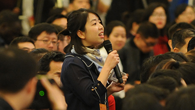 財(cái)新網(wǎng)、財(cái)新周刊記者提問