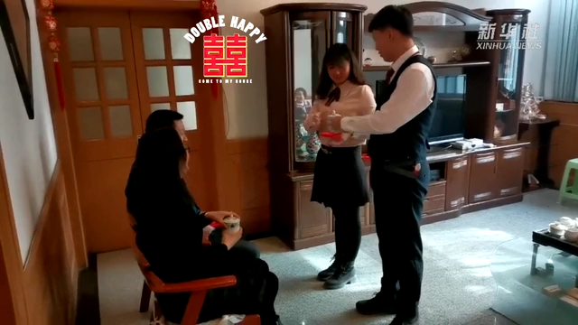 一場(chǎng)一分鐘的婚禮，深情不止“億”點(diǎn)點(diǎn)