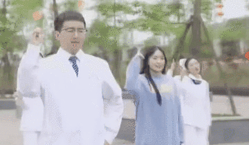 四川打疫苗神曲刷屏 《趕緊打》花絮來(lái)了！