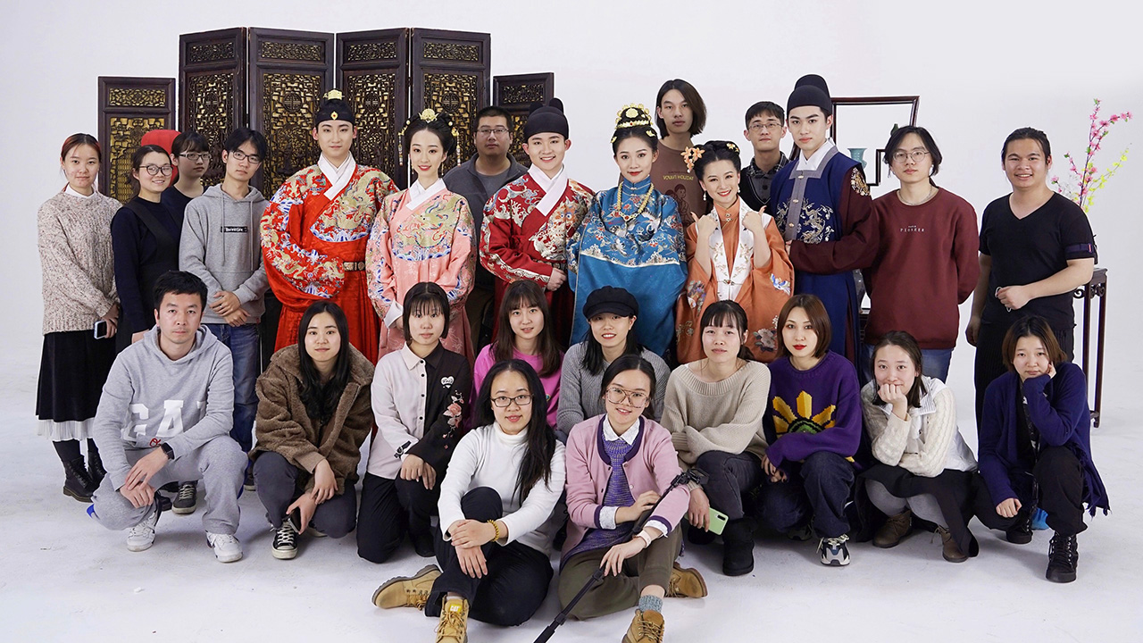 追夢中國人|維京：漢服春晚，一個講了十年的故事
