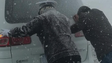 “冰雕”交警找到了！致敬戰(zhàn)斗在抗風(fēng)雪一線的交警