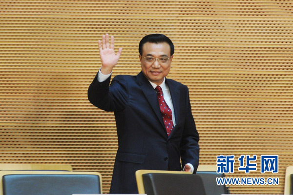 5月5日，中國國務(wù)院總理李克強在位于亞的斯亞貝巴的非洲聯(lián)盟總部發(fā)表題為《開創(chuàng)中非合作更加美好的未來》的演講。 新華社記者 謝環(huán)馳 攝 