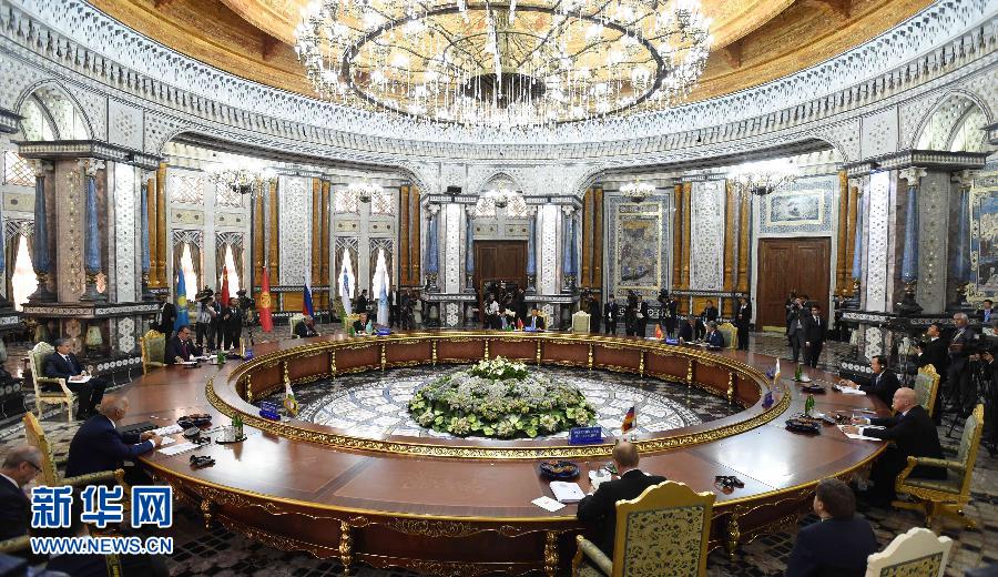 9月12日，上海合作組織成員國元首理事會第十四次會議在塔吉克斯坦首都杜尚別舉行。國家主席習近平出席會議并發(fā)表重要講話。新華社記者馬占成攝 