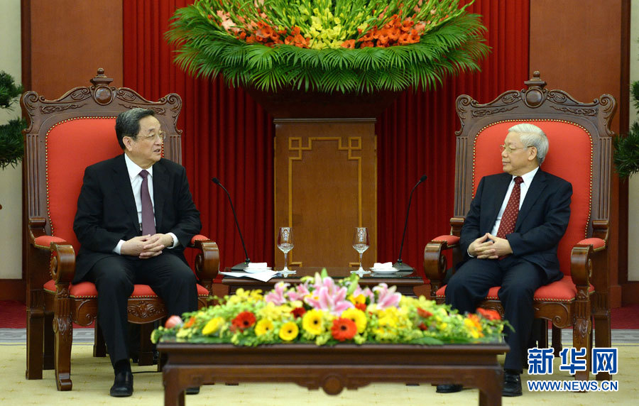 12月25日至27日，中共中央政治局常委、全國政協(xié)主席俞正聲對越南進行正式訪問。這是12月26日，俞正聲在河內會見越共中央總書記阮富仲。 新華社記者馬占成攝