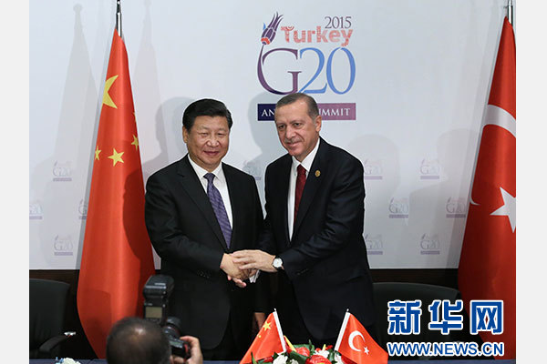 當(dāng)?shù)貢r(shí)間11月14日，國家主席習(xí)近平在土耳其安塔利亞會(huì)見土耳其總統(tǒng)埃爾多安。 新華社記者 龐興雷 攝