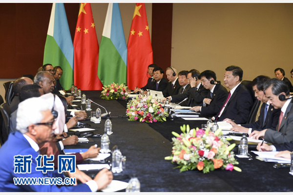 12月3日，國家主席習(xí)近平在約翰內(nèi)斯堡會(huì)見吉布提總統(tǒng)蓋萊。新華社記者 謝環(huán)馳 攝 

