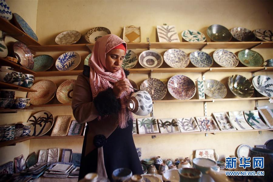 （國際&middot;圖文互動）（2）通訊：埃及傳統(tǒng)陶藝村煥發(fā)現(xiàn)代魅力