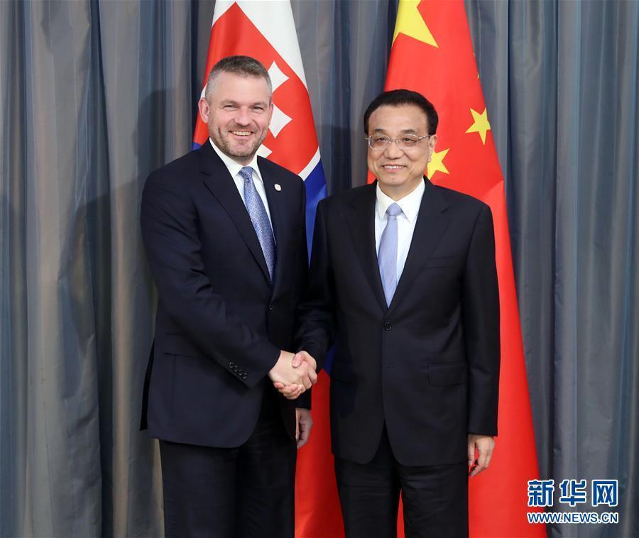 (時(shí)政)李克強(qiáng)會(huì)見斯洛伐克總理佩列格里尼