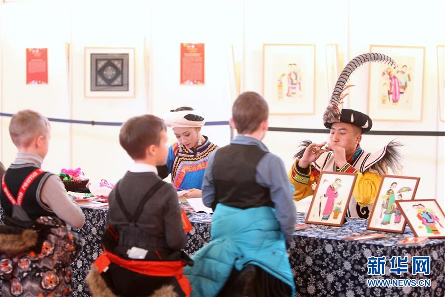 （新華全媒頭條&middot;出訪&middot;側(cè)記&middot;圖文互動(dòng)）（4）你好老朋友！開(kāi)啟新時(shí)代！&mdash;&mdash;習(xí)近平主席和普京總統(tǒng)引領(lǐng)中俄全面戰(zhàn)略協(xié)作伙伴關(guān)系邁入新時(shí)代