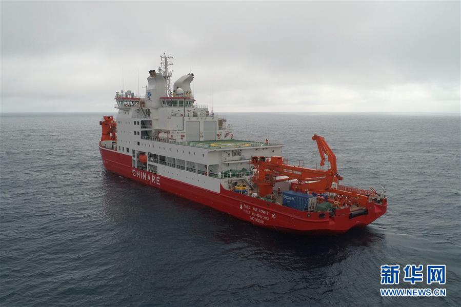 (“雪龍”探南極·圖文互動)(4)中國南極考察隊在西風帶布放2套浮標