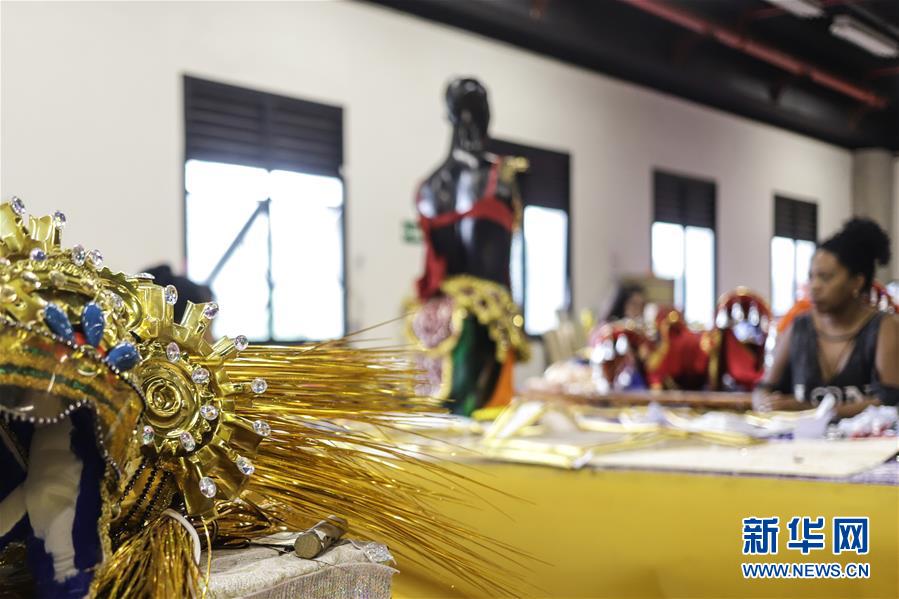 （國(guó)際&middot;圖文互動(dòng)）（3）通訊：巴西舞校推出中國(guó)主題桑巴巡游