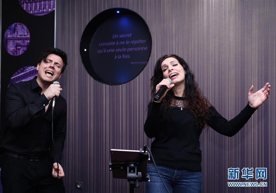 （國(guó)際&middot;圖文互動(dòng)）（4）通訊：手牽手，我們共同驅(qū)散陰霾&mdash;&mdash;法國(guó)音樂(lè)人創(chuàng)作抗疫歌曲背后的故事