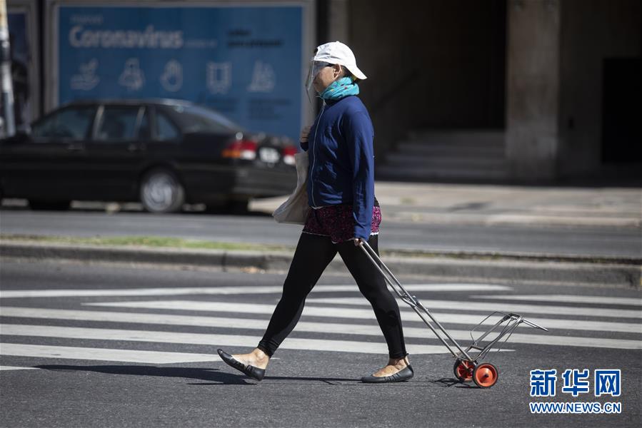 （國際疫情&middot;圖文互動）（4）阿根廷防疫措施嚴(yán)格 民眾支持聲中有擔(dān)憂