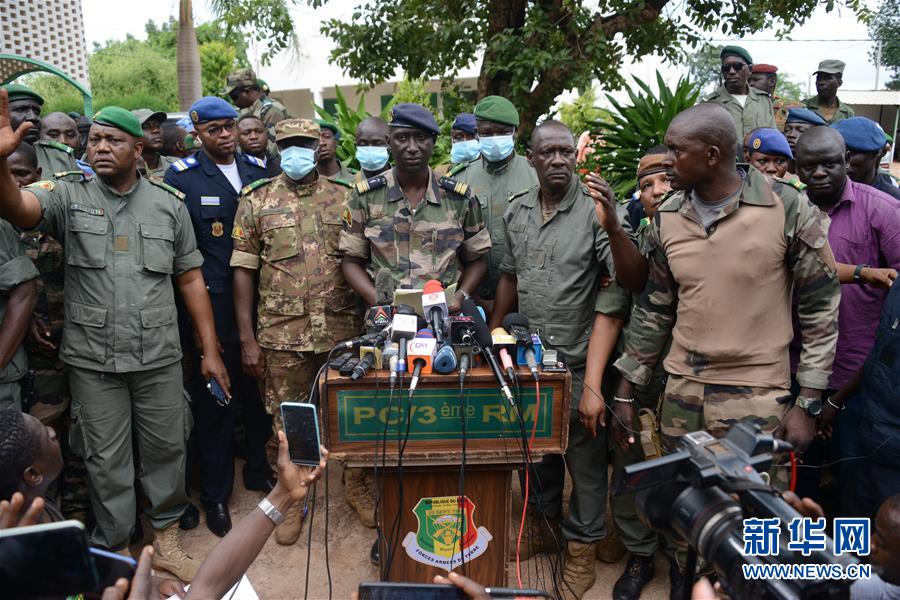 (國際)(1)馬里嘩變軍人宣布成立權(quán)力過渡機(jī)構(gòu)
