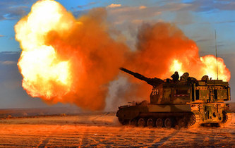 戈壁大漠上演自行火炮分隊(duì)對(duì)抗，場(chǎng)面霸氣！