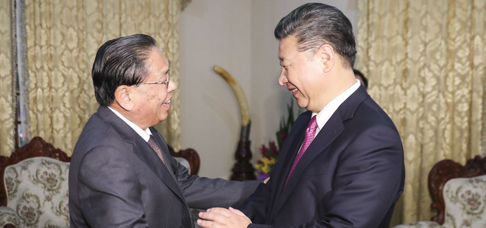 習(xí)近平會(huì)見(jiàn)老撾人民革命黨中央委員會(huì)前總書(shū)記、前國(guó)家主席朱馬里