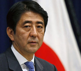 2013，安倍的&ldquo;狂人日記&rdquo;